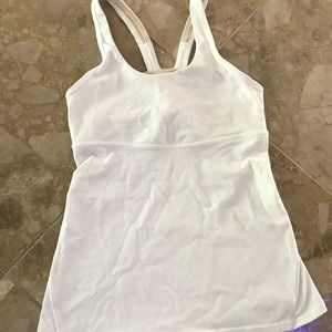 Lululemon workout top with built in bra